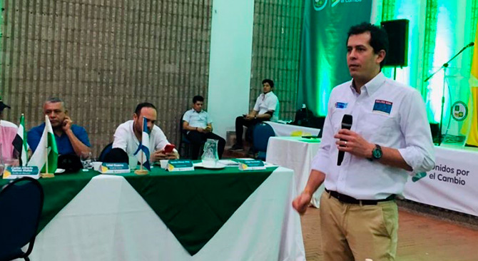 Viceministro de agua, Jose Acero, durante la Cumbre de Alcaldes de La Guajira. Foto: Alcides Escobar (MVCT)
