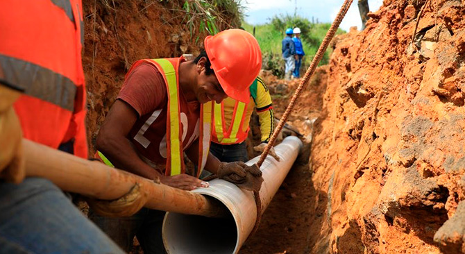 Obras civiles del sector de agua y saneamiento. Foto: archivo. MVCT.