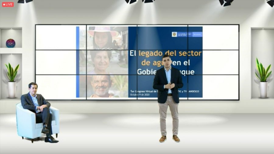 Ministro de Vivienda, Jonathan Malagón, en compañía del viceministro de Agua, Jose Luis Acero, durante sesión de agua y saneamiento en el 1er Congreso Virtual de servicios públicos de Andesco. 