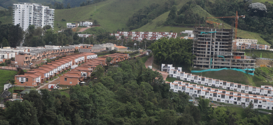 Urbanización de Vivienda- Valledupar, Cesar Fuente: Archivo prensa Urbanización de Vivienda- Valledupar, Cesar Fuente: Archivo prensa
