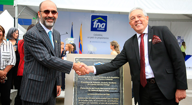 Fondo Nacional del Ahorro medio siglo haciendo de Colombia un pais de propietarios