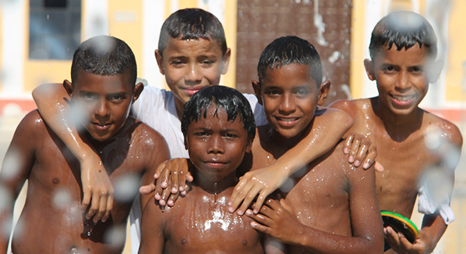 Habitantes de Carmen de Bolivar celebran un ano con servicio de agua potable las 24 horas