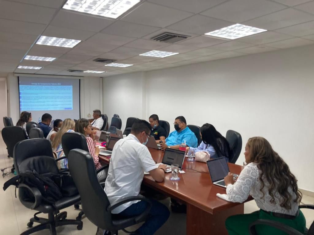 Guajira Azul es para el departamento una iniciativa que busca llevar soluciones de agua potable a la población, especialmente con un enfoque diferencial hacia las comunidades indígenas del territorio. Foto: archivo prensa (MVCT)