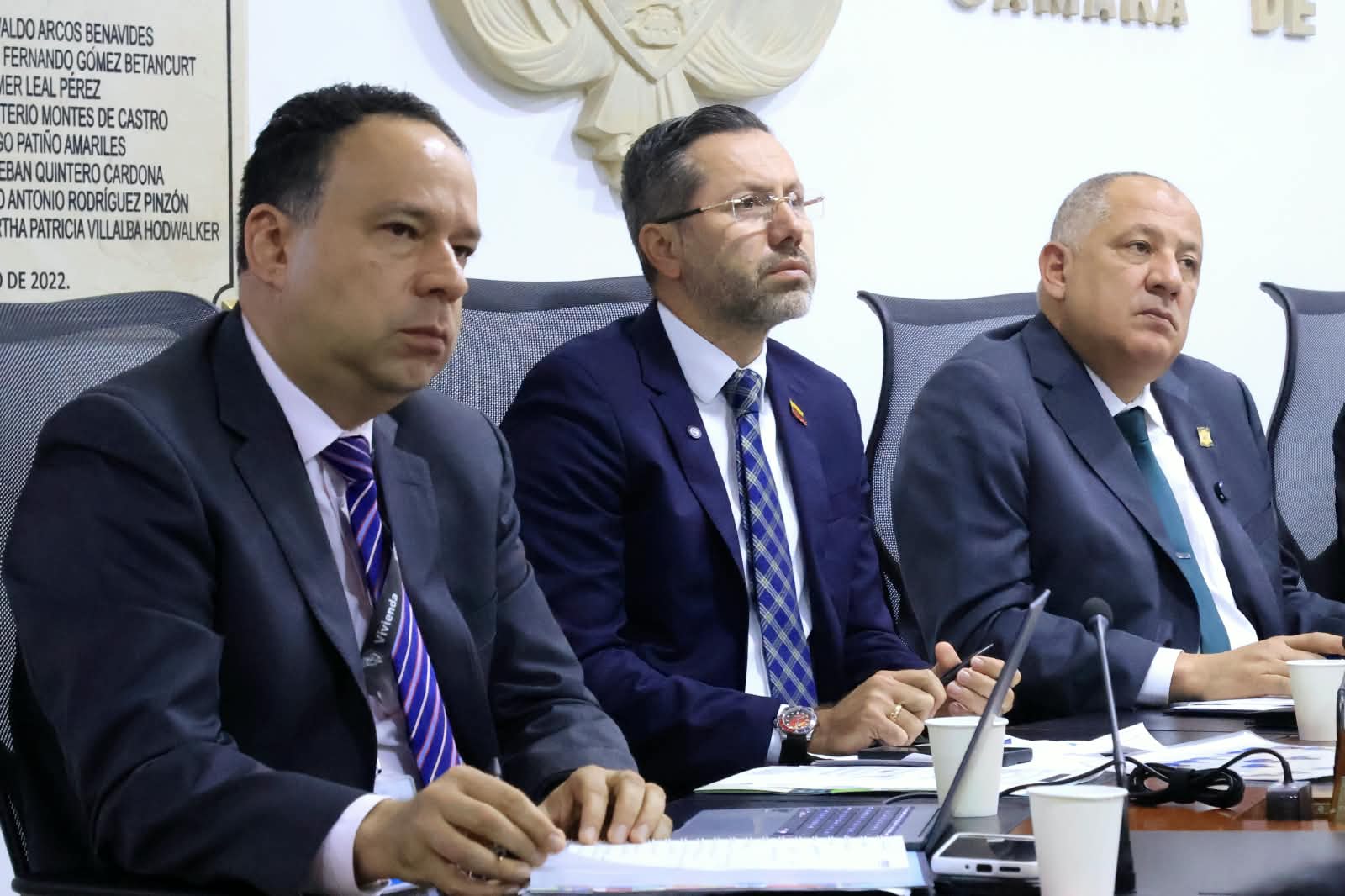 FOTOGRAFIA COMUNICADO MINVIVIENDA PLANTEA AUMENTO PROGRESIVO DE RECURSOS PARA REACTIVAR LA VIVIENDA 01
