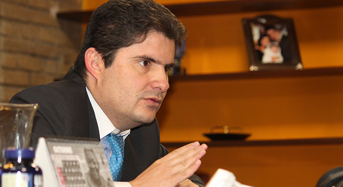 Ministro de Vivienda sera ponente del Foro Territorio Valle en marcha hacia el Pacifico en la ciudad de Cali