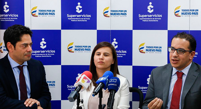 Hemos brindado todo el apoyo al Distrito en la implementacion del plan de contingencia para normalizar el servicio de aseo en Bogota MinVivienda