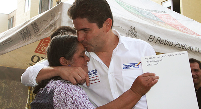 211158 mujeres han sido beneficiadas con programas de vivienda del Gobierno Nacional
