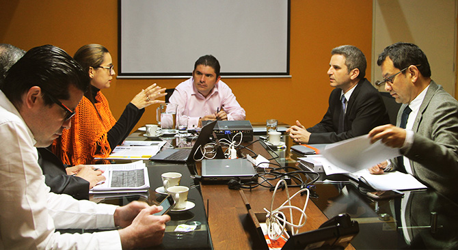 Ministro Luis Felipe Henao comienza empalme con su nuevo Viceministro de Agua y Saneamiento Basico