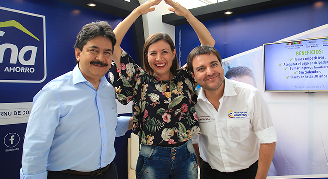 Minvivienda se reunio con empresarios y autoridades huilenses para impulsar Mi Casa Ya
