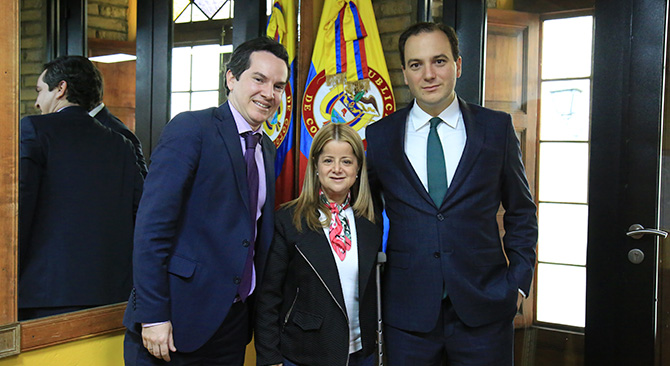Minvivienda y nuevo Superservicios trabajaran de la mano
