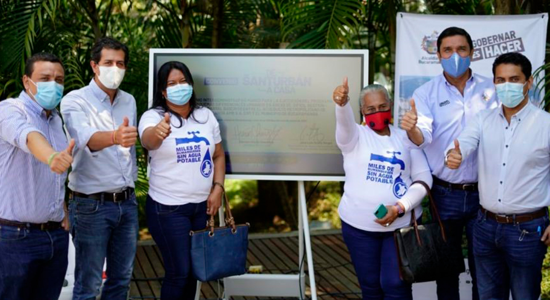 Quedó listo el convenio de Agua al Barrio para arrancar primera fase del programa en la capital santandereana. Foto: Alcaldía de Bucaramanga. 