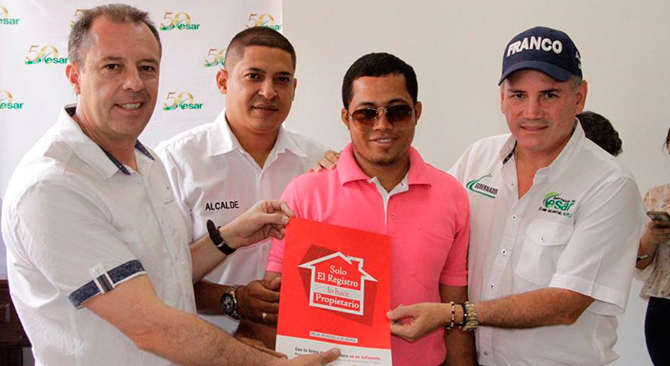 Gobierno Santos ha legalizado 4819 predios en Cesar