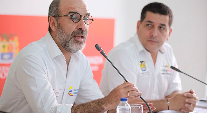 Minvivienda apoya y acompana al Bolivar en reubicacion de familias de Tacamocho