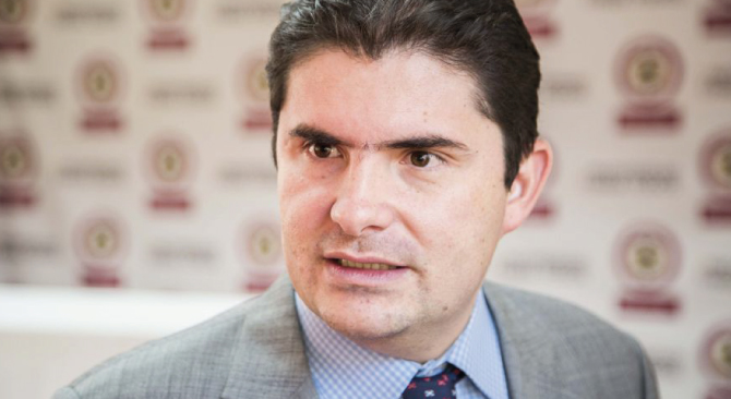 Minvivienda pide celeridad con ley de vivienda segura tras terremoto en Ecuador