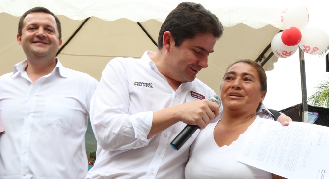 Minvivienda celebra el aniversario de la apertura de la primera sala de ventas del programa Vipa en el pais
