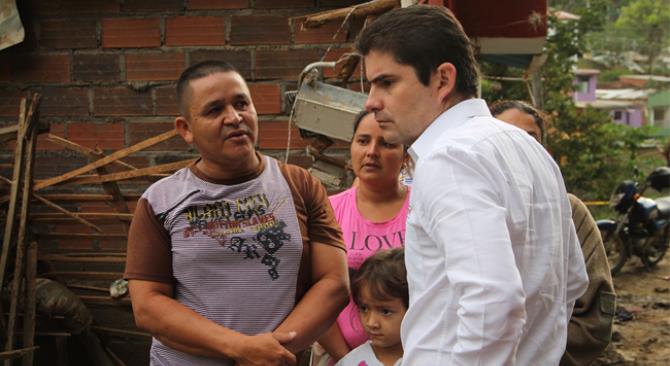 Minvivienda trabaja en la reubicacion de las familias afectadas y en el restablecimiento al 100 del servicio de agua en Salgar Antioquia