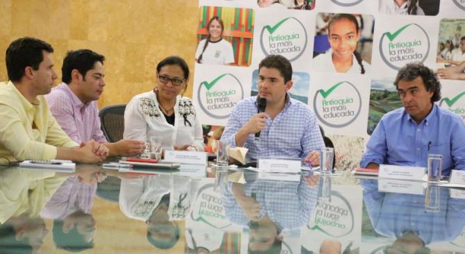 Construiremos 309 viviendas nuevas para Salgar en un plazo record de 12 meses Minvivienda