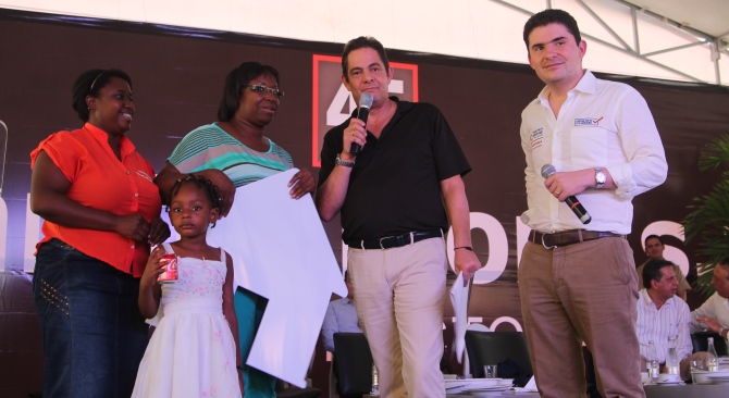 Minvivienda entrega en Palmira las primeras 325 viviendas Casa Ahorro