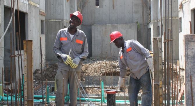 Ministro de Vivienda aplaude crecimiento de 4 9 de la construccion en el primer trimestre