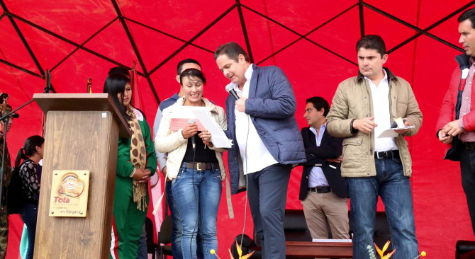 Minvivienda le cumple a Boyacá y mañana termina la entrega de viviendas gratis en todo el departamento