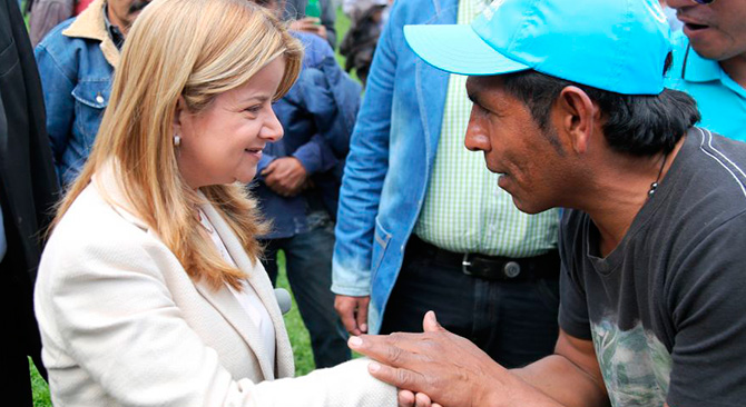 Con la dignificacion de los recicladores ganamos todos Ministra Elsa Noguera