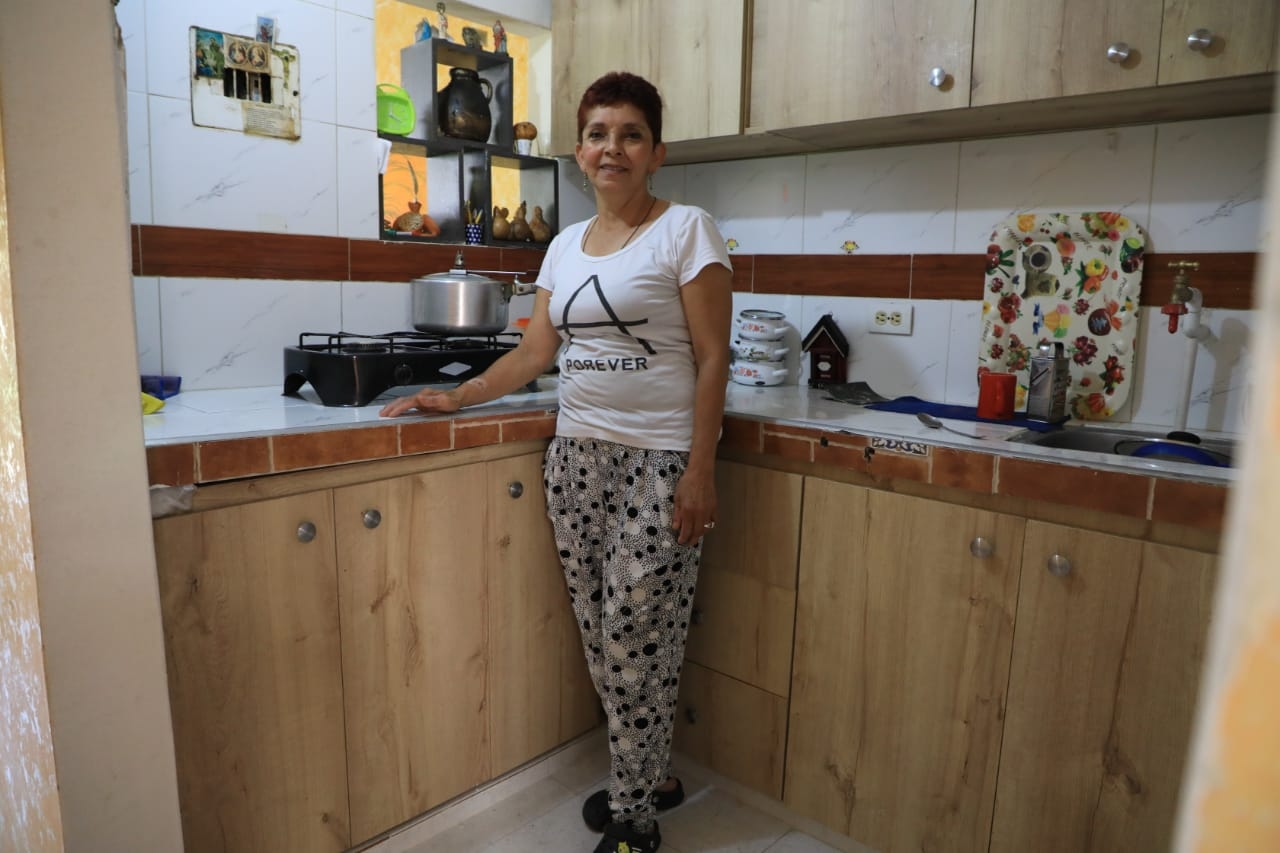 Beneficiaria del programa Casa Digna Vida Digna - Itagüí - Foto: archivo prensa (MVCT)