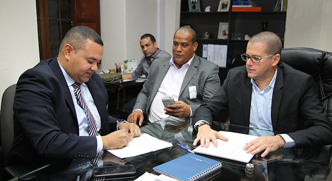 Minvivienda sigue apoyando a La Guajira para mejorar el servicio de acueducto y alcantarillado de sus municipios