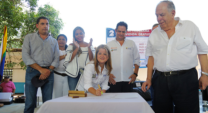 Hoy empezo la construccion de 540 viviendas gratis en tres municipios del Atlantico