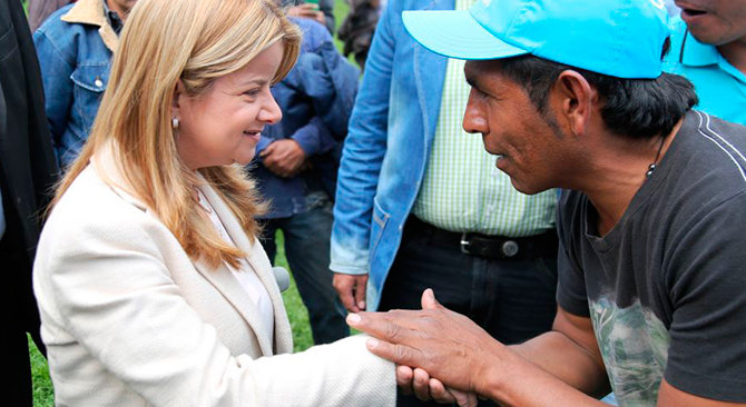 Manana la Ministra de Vivienda hara reconocimiento a la labor de los recicladores