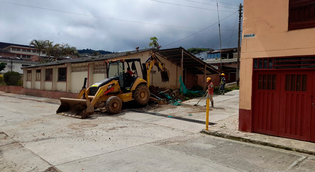 Obra de alcantarillado en el Valle del Cauca. Fotografía: Dirección de Infraestructura. (MVCT). 