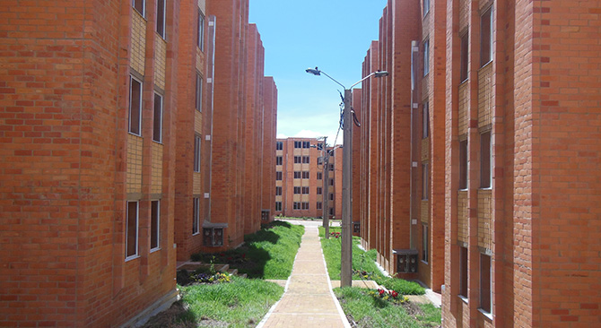Con el aumento de la produccion y despachos de cemento gris tambien generamos empleo Minvivienda