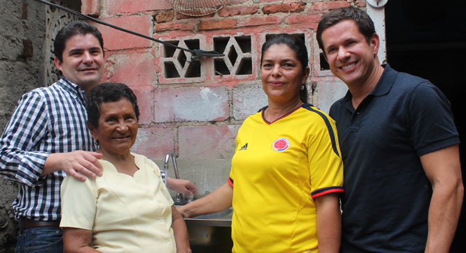 3 mil familias barranquilleras tienen agua en sus casas, Gobierno cumplió su compromiso