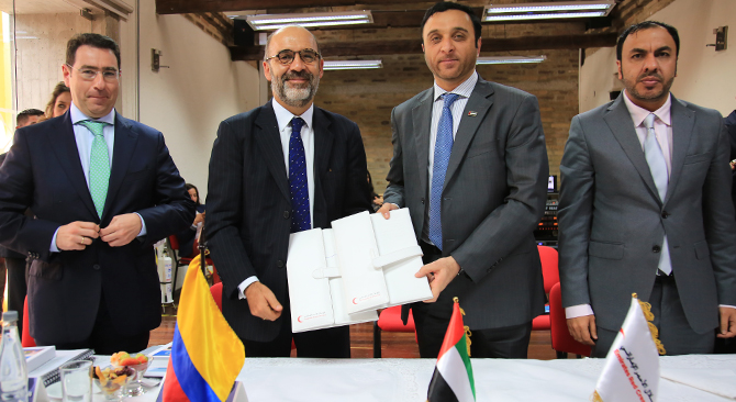 Minvivienda firmo memorando de entendimiento con delegacion de Emiratos Arabes Unidos