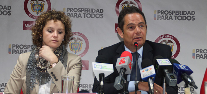 A familias pobres de 10 municipios, Minvivienda las dotará con ducha, lavadero, lavamanos, lavaplatos e inodoro