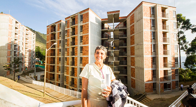 “El sector de la construcción fue el gran impulsor del crecimiento del PIB en 2013”: Luis Felipe Henao, Ministro de Vivienda