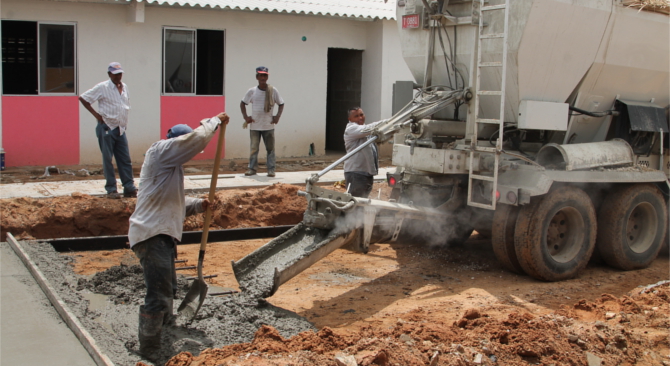 Producción de concreto premezclado creció 10,9% en agosto de 2015