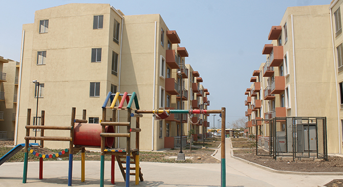 La construcción de vivienda social sigue jalonando la economía según lo reflejan las cifras reveladas hoy sobre cemento gris del Dane y el reporte de Coordenada Urbana en lanzamientos y ventas