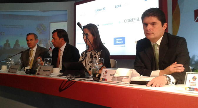 “La fiducia: una experiencia exitosa en los programas de vivienda y agua”, Minvivienda
