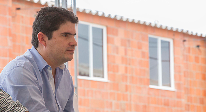Ministro de Vivienda sortea mañana 1.241 casas gratis en Cali y abre salas de ventas para 1.419 hogares en el Quindío
