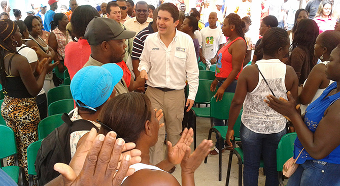 Ministro de Vivienda viaja a Choco para revisar avances de obras por mas de 200 mil millones