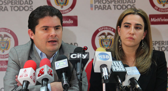 Minvivienda y CRA presentan propuesta para cancelar los servicios de acueducto y alcantarillado en el país con sistema prepago