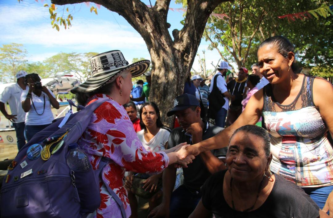 La ministra de Vivienda confirma que el Ministerio de Vivienda invierte más de $1.3 billones en esta región. Foto: Sharon Durán (archivo MVCT).