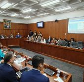 FOTOGRAFIA COMUNICADO EN INFORME MINISTRO DE VIVIENDA ADVIERTE QUE LA ENTIDAD NO TIENE CAPACIDAD PARA INVERTIR  01