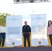FOTOGRAFÍA FIRMA DE PLAN MAESTRO DE AGUA PARA LETICIA AMAZONAS