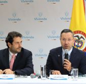 FOTOGRAFIA COMUNICADO MINVIVIENDA LIDERO ENCUENTRO CON EL FONDO MILAGRO 01