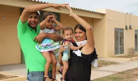 Con la entrega de hoy en Guajira se llega a 98 mil viviendas gratis terminadas Con la entrega de hoy en Guajira se llega a 98 mil viviendas gratis terminadas