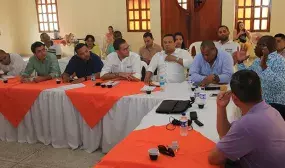 Minvivienda continua maraton por La Guajira para llevar soluciones de vivienda y agua