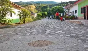 Los barrios Majo, Eulogio Durán, Villa Canadá, Futuro Paicol, Las Palmeras, El Prado, Régulo Suárez y Centro contarán con un mejor servicio de alcantarillado. Foto: Sharon Durán (MVCT).