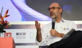 Minvivienda invita a constructores a continuar apostandole a la legalidad
