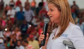 Elsa Noguera es la Ministra con mayor imagen favorable del gabinete Elsa Noguera es la Ministra con mayor imagen favorable del gabinete